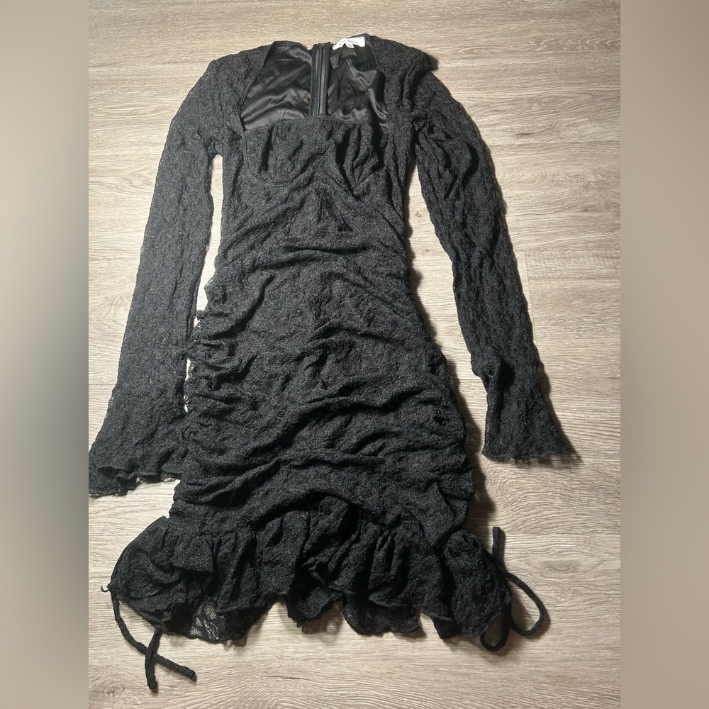Elegant Black Lace Dress
Never used, good condition